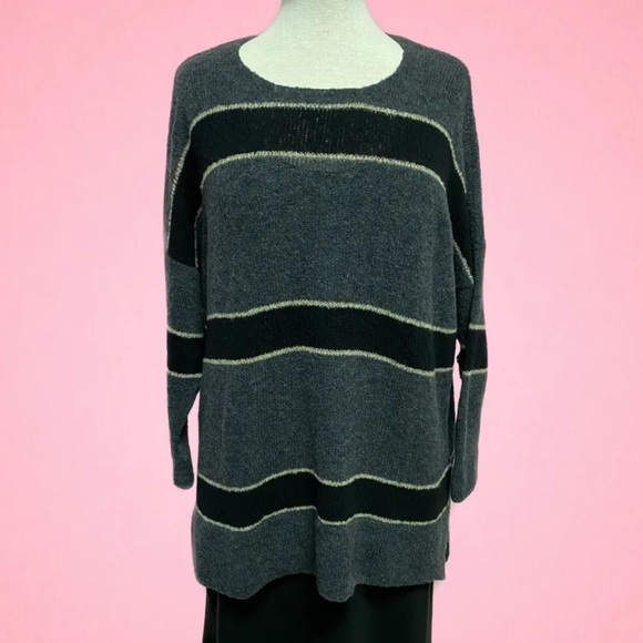 GRIZAS Heather Grey Sweater